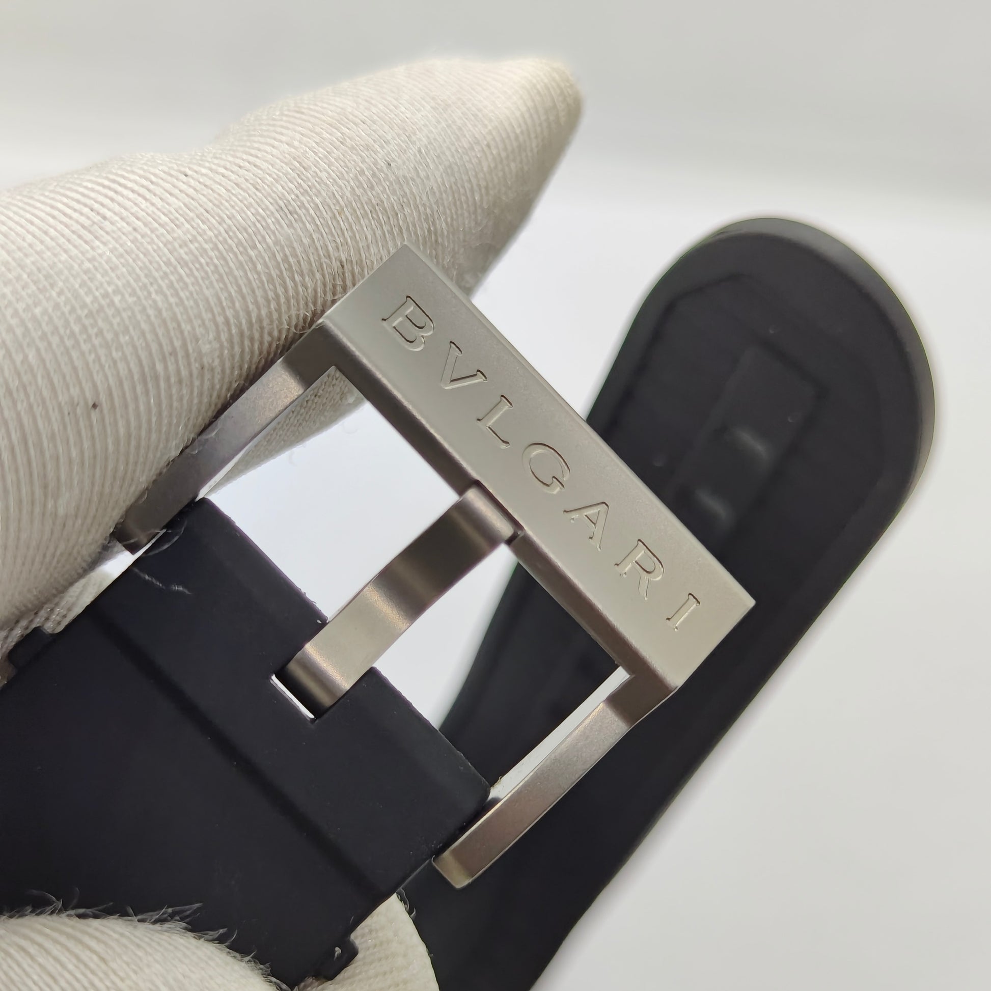 Bvlgari Octo Velocissimo Titanium / Grey / Rubber Ref. 102859/2065