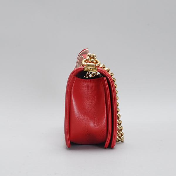 CHANEL Embossed Medium Boy Cube Flap Red shoulder bag BGT128310