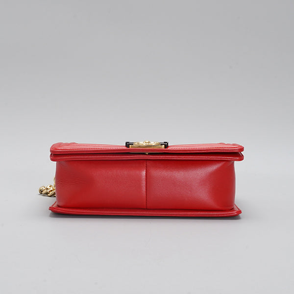 CHANEL Embossed Medium Boy Cube Flap Red shoulder bag BGT128310