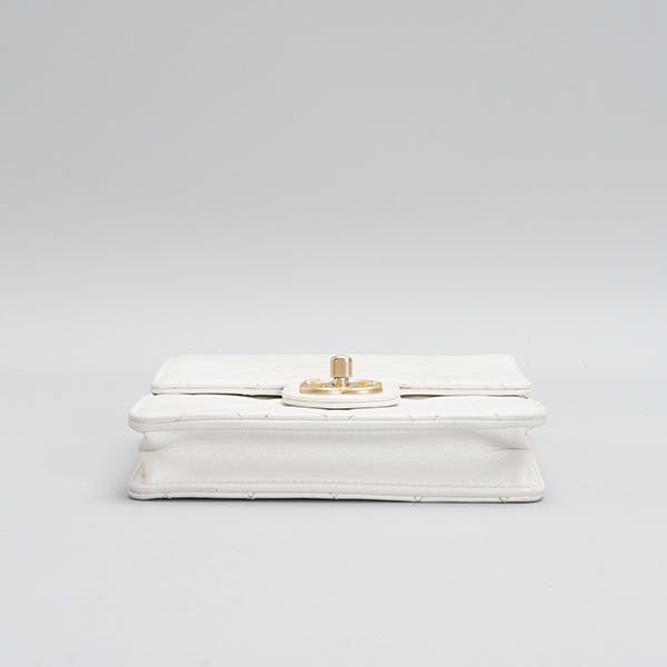 Chanel Mini Chic Pearls Flap Crossbody Bag BGP205244