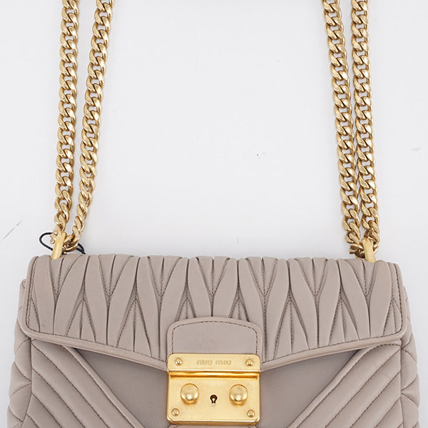 MiuMiu Lambskin Shoulder Bag 23cm BGP192400