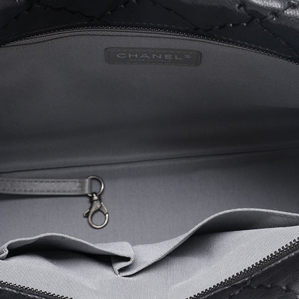 Chanel Quilted Leather Shoulder Bag BGT128316