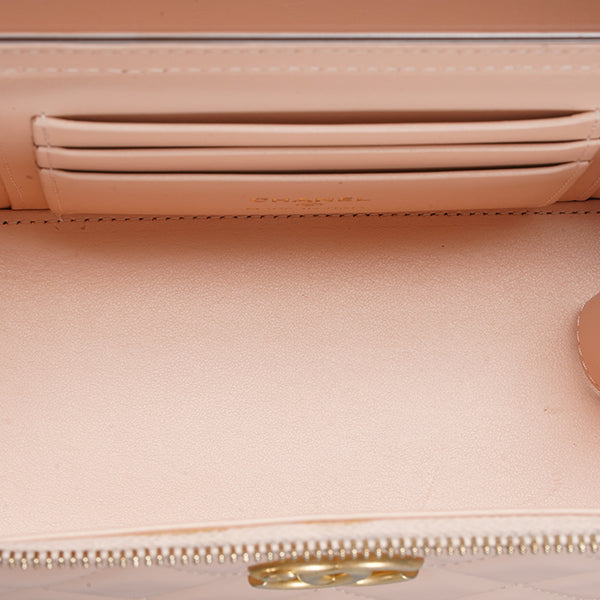 Chanel Vanity Case Light Pink Caviar shoulder bag BGT128320